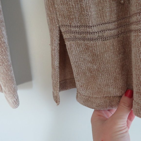 VINTAGE 90s Chenille Beige Tan Embroidered Cable Knit Crew Neck Tunic Sweater - Picture 10 of 15